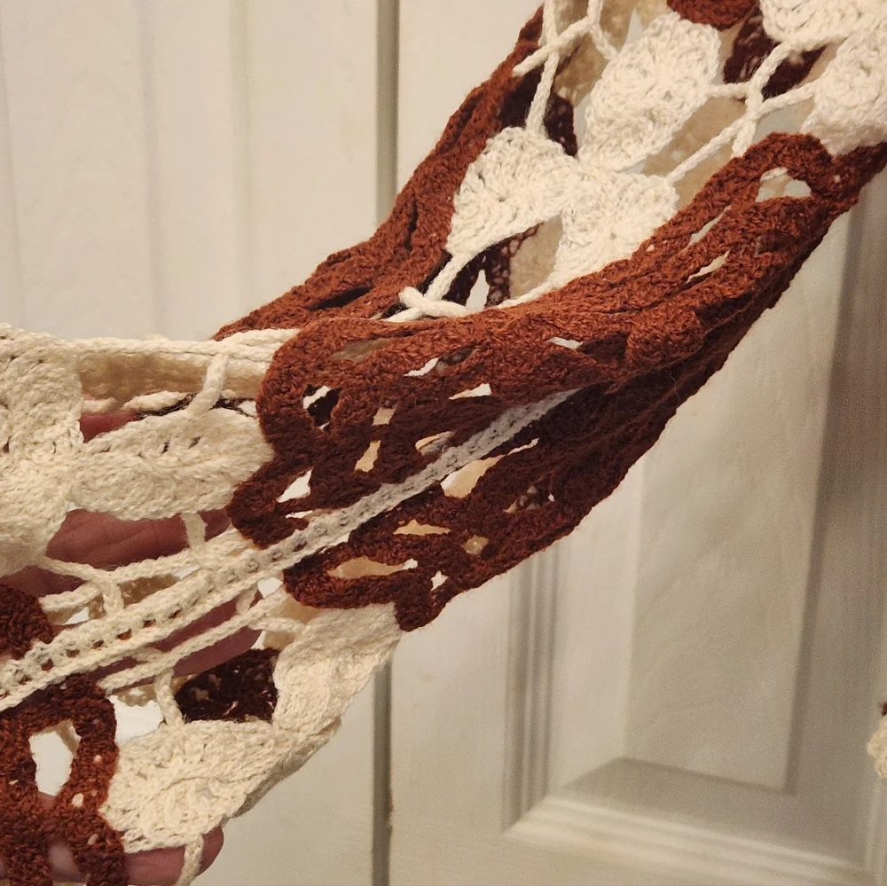 Rebellion Crochet Lace Top in Cream and Brown - Picture 4 of 6